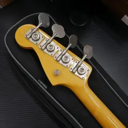 FENDER JAPAN JB62 ELECTRIC BASS