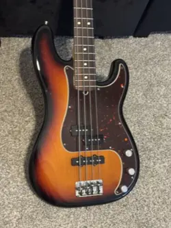 USED HOT ROD PRECISION BASS 3-TONE SUNBURST FENDER USA