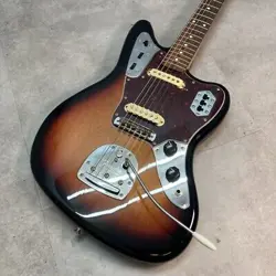 /FENDER/JAGUAR/ELECTRIC GUITAR