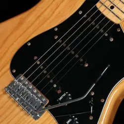 1977 STRATOCASTER NAT/M