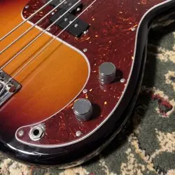 FENDER AM PRO II PB RW