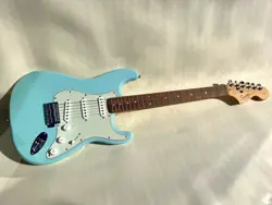 (FENDER) SQUIER INFINITY STRATOCASTER DAPHNE BLUE CY171100170 ELECTRIC GUITAR
