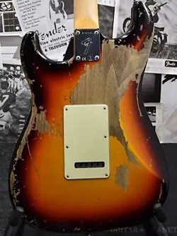 FENDER CUSTOM SHOP MICHAEL LANDAU 1968 STRATOCASTER RELIC -3 COLOR SUNBURST-