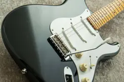 FENDER JAPAN ST54-95LS BLACK 2002-2004 STRATOCASTER ELECTRIC GUITAR