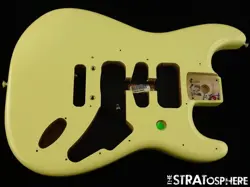 FENDER PLAYER II STRATOCASTER STRAT BODY, GUITAR PARTS ALDER HIALEAH YELLOW