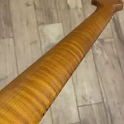 WARMOTH FENDER SM22B2