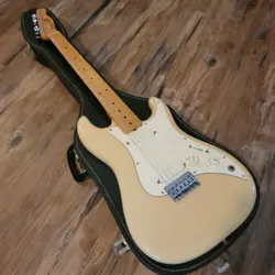 1982 FENDER S2
