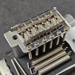 ONE STRATOCASTER BRIDGE
