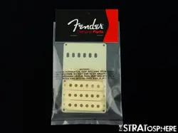 NEW GENUINE FENDER AGED WHITE ACCESSORY KIT PICKUP COVERS KNOBS STRAT 0991368000