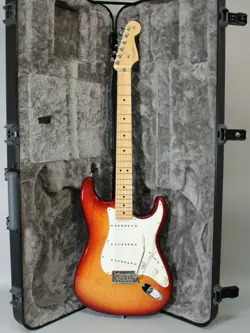 2010 FENDER STANDARD STRATOCASTER SIENNA BURST W/OHSC