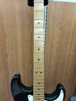 AMERICAN STANDARD STRATCASTER
