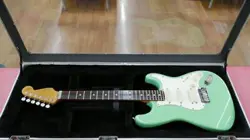 FENDER STRATOCASTER ELECTRIC GUITAR 52536