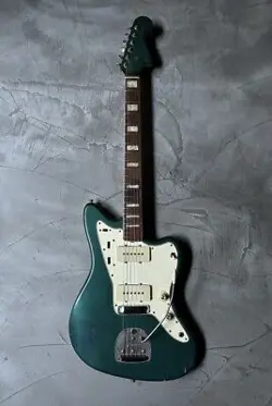FENDER 1966-1967 JAZZMASTER LAKE PLACID BLUE LAKE PLACID BLUE