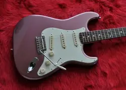 FENDER  JAPAN HYBRID STRATOCASTER BURGUNDY MIST METALLIC