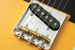 FENDER AMERICAN VINTAGE II 1951 TELECASTER -BUTTERSCOTCH BLONDE-3.47KG