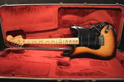 FENDER STRATOCASTER SB/M 1979