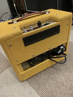 FENDER  57 CUSTOM CHAMP