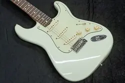 FENDER MEX CLASSIC PLAYER 60S STRATOCASTER USED 2017 ALDER BODY W/SOFT CASE