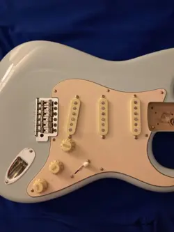 FENDER VINTERA STRATOCASTER BODY