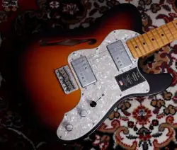 FENDER: AMERICAN VINTAGE II 1972 TELECASTER THINLINE 3-COLOR SUNBURST