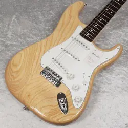 FENDER: MADE IN JAPAN HERITAGE 70S STRATOCASTER ROSEWOOD NATURAL