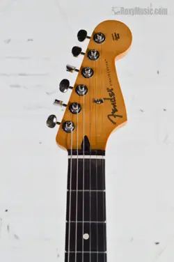 FENDER PLAYER II STRATOCASTER HSS ELECTRIC GUITAR - WHITE BLONDE