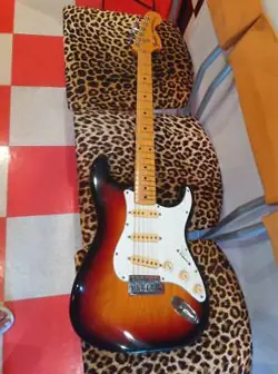 FENDER JAPAN STRATOCASTER VINTAGE