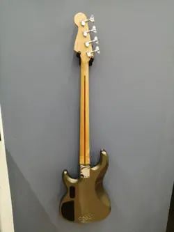 FENDER MEXICO ZONE ELECTRIC BASS