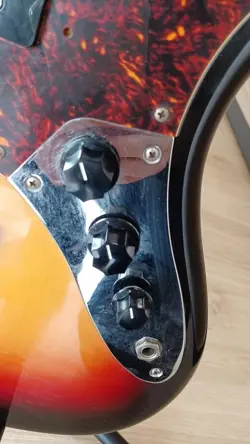 FENDER JAPAN JB62-58 JAZZ BASS