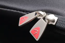 LOGO LIGHTWEIGHT PADDED