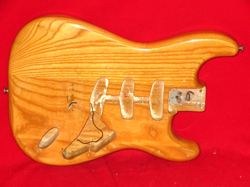 1975 NATURAL STRATOCASTER
