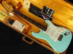 FENDER CUSTOM SHOP 1960 STRATOCASTER RELIC DAPHNE BLUE 2009 ELECTRIC GUITAR