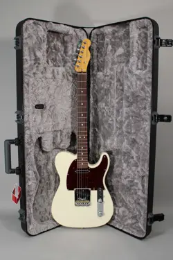 2021 FENDER AMERICAN PROFESSIONAL II TELECASTER OLYMPIC WHITE W/OHSC