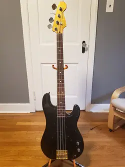 FENDER PRECISION BASS WITH ROSEWOOD FRETBOARD 1979 BLACK - MODIFIED