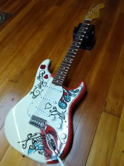 CONDITION FENDER JIMI