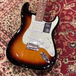 FENDER LIMITED PLAYER STRATOCASTER