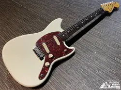 FENDER MADE IN JAPAN CHAR MUSTANG WHITE MADE IN JAPAN 2021 SOLID ELECTRIC GUITAR