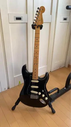 FENDER / 2019 LIMITED EDITION PLAYER STRATOCASTER MAPLE BLACK SAFE PACKING!