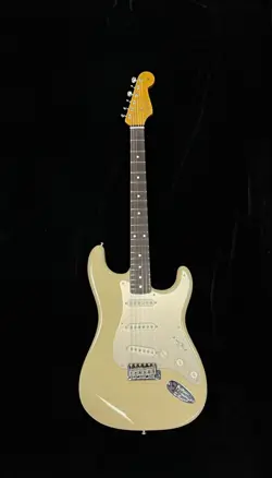 FENDER CUSTOM SHOP LTD RSTD STRAT SPECIAL NOS DESERT SAND