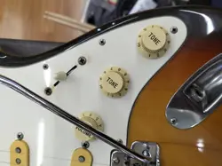 STRATOCASTER PLUS USED