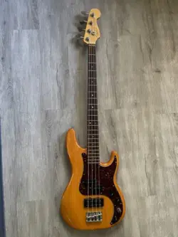 FENDER AMERICAN DELUXE PRECISION BASS 2005