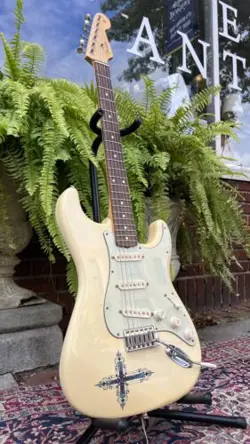 2009 FENDER STRATOCASTER KENNY WAYNE SHEPHERD SIGNATURE STRATOCASTER W/N.O.H.C.