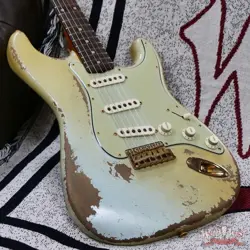 MASTERBUILT '62 STRATOCASTER