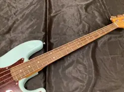 SQUIER BY FENDER CLASSIC VIBE 60'S JAZZ BASS SAFE DELIVERY FROM JAPAN