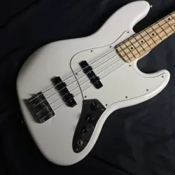 FENDER STANDARD JAZZ BASS ELECTRIC BASS GUITAR