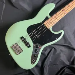 FENDER AMERICAN PERFORMER JAZZ BASS SATIN SURF GREEN