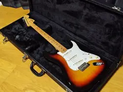 GUITAR STRATOCASTER 3TONE