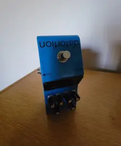 FENDER STARCASTER DISTORTION PEDAL