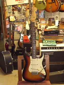 FENDER JAPAN ST-62M (1994)