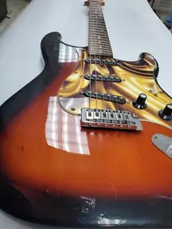 FENDER SQUIER BULLET STRATOCASTER (CP3007673)